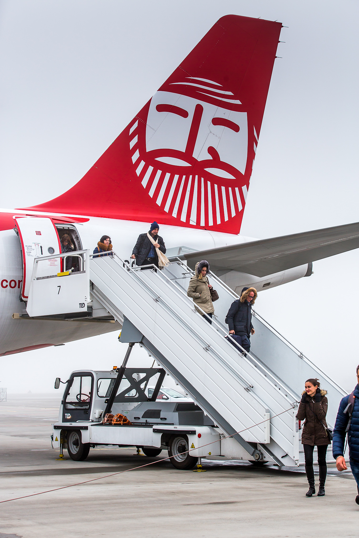 Daniel Annbjer - Graphic Design & Art Direction