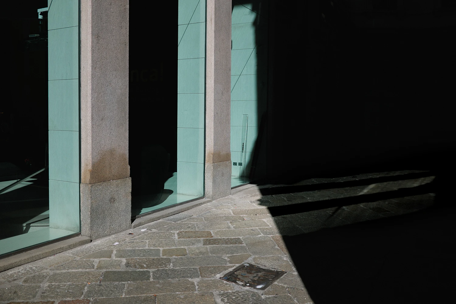 Daniel Annbjer - Graphic Design & Art Direction