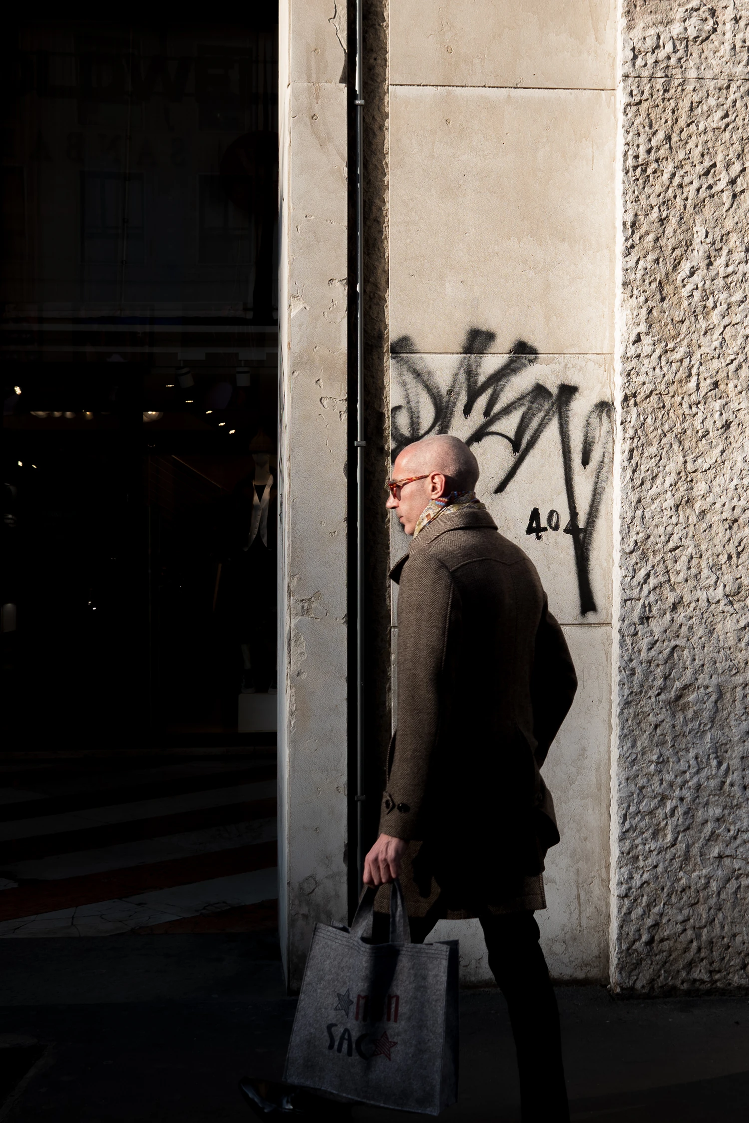 Daniel Annbjer - Graphic Design & Art Direction